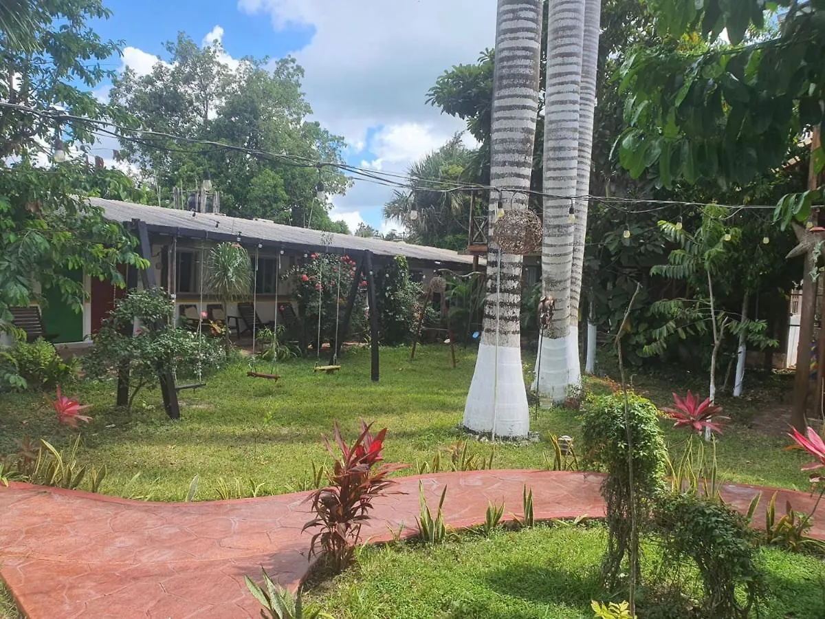 Hotel Cabanas Colibri Bacalar