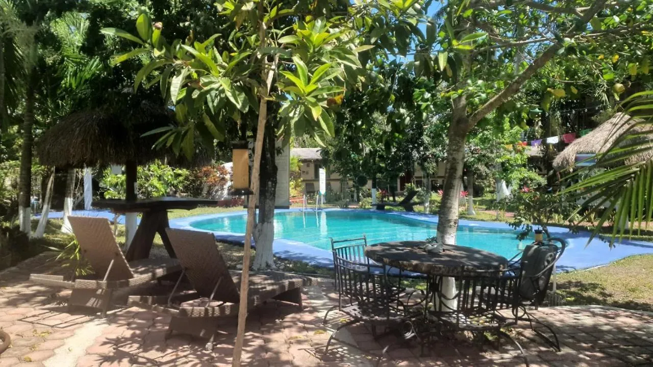 *** Hotel Cabanas Colibri Bacalar Mexico