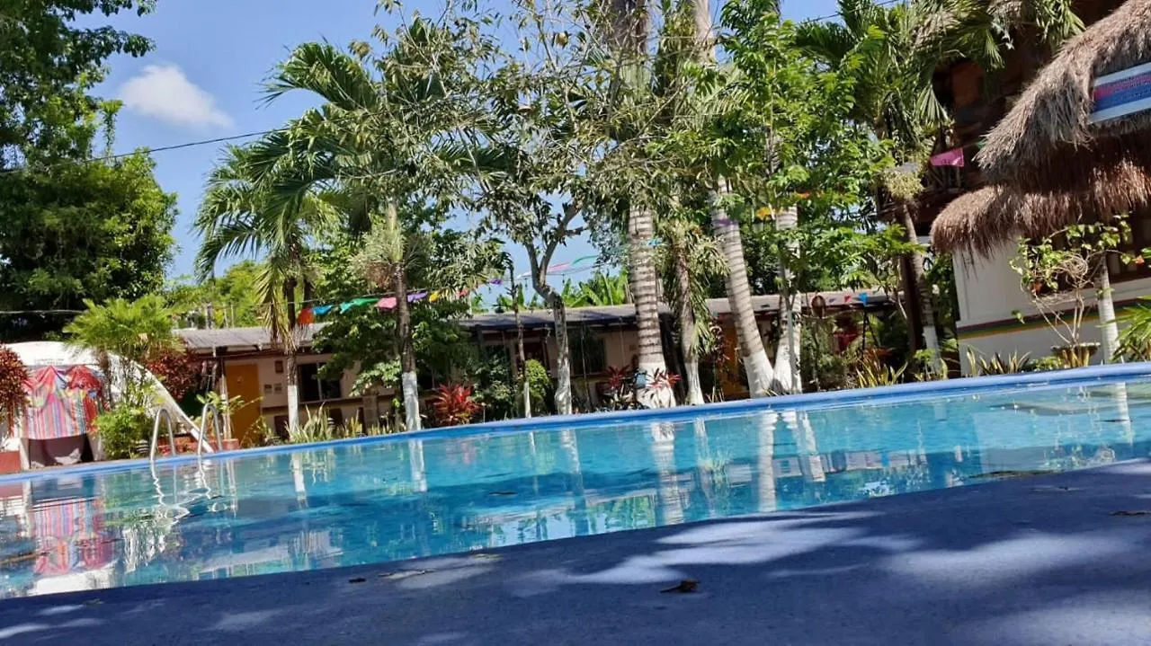 Hotel Cabanas Colibri Bacalar