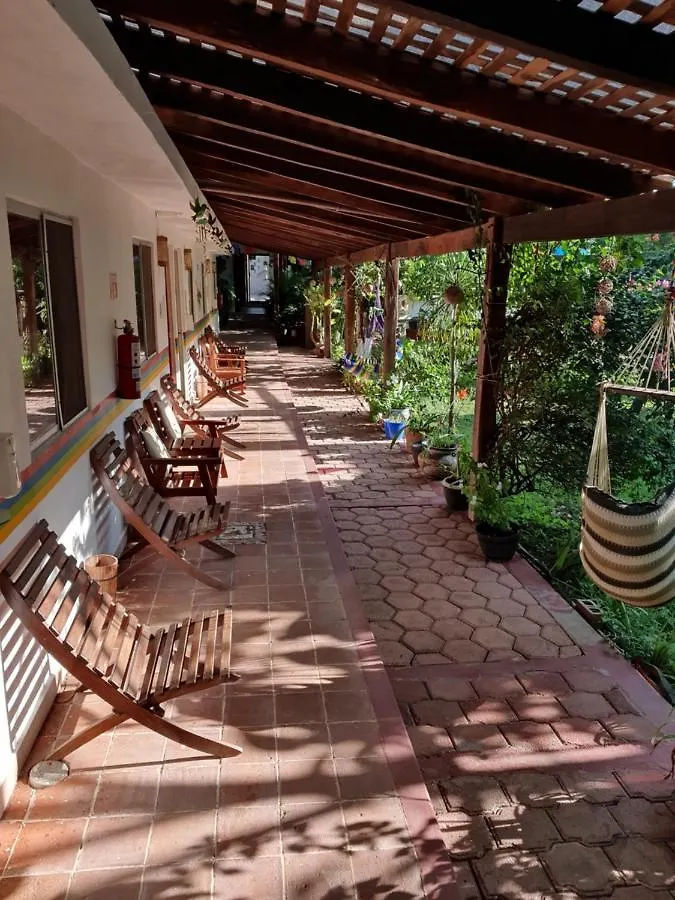 Cabanas Colibri Bacalar 3*,