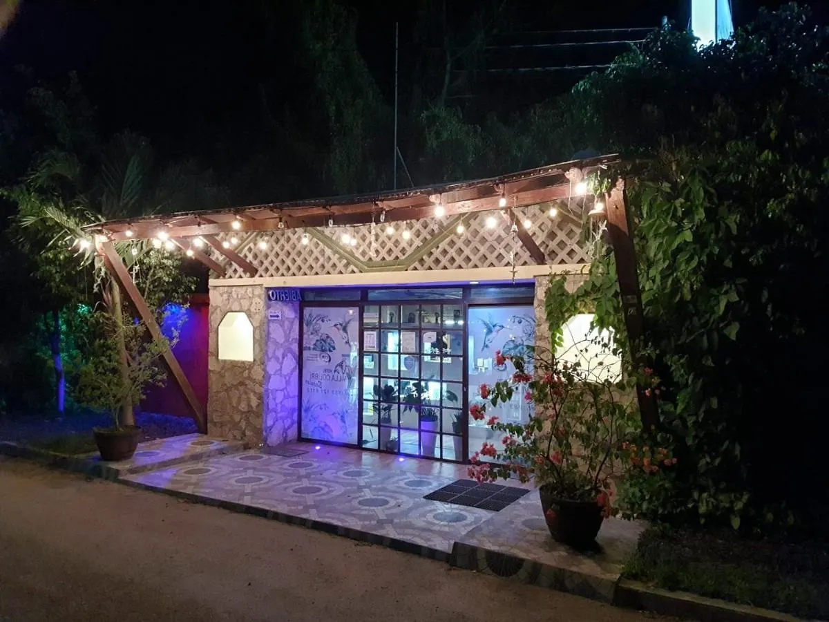Cabanas Colibri Bacalar 3*,