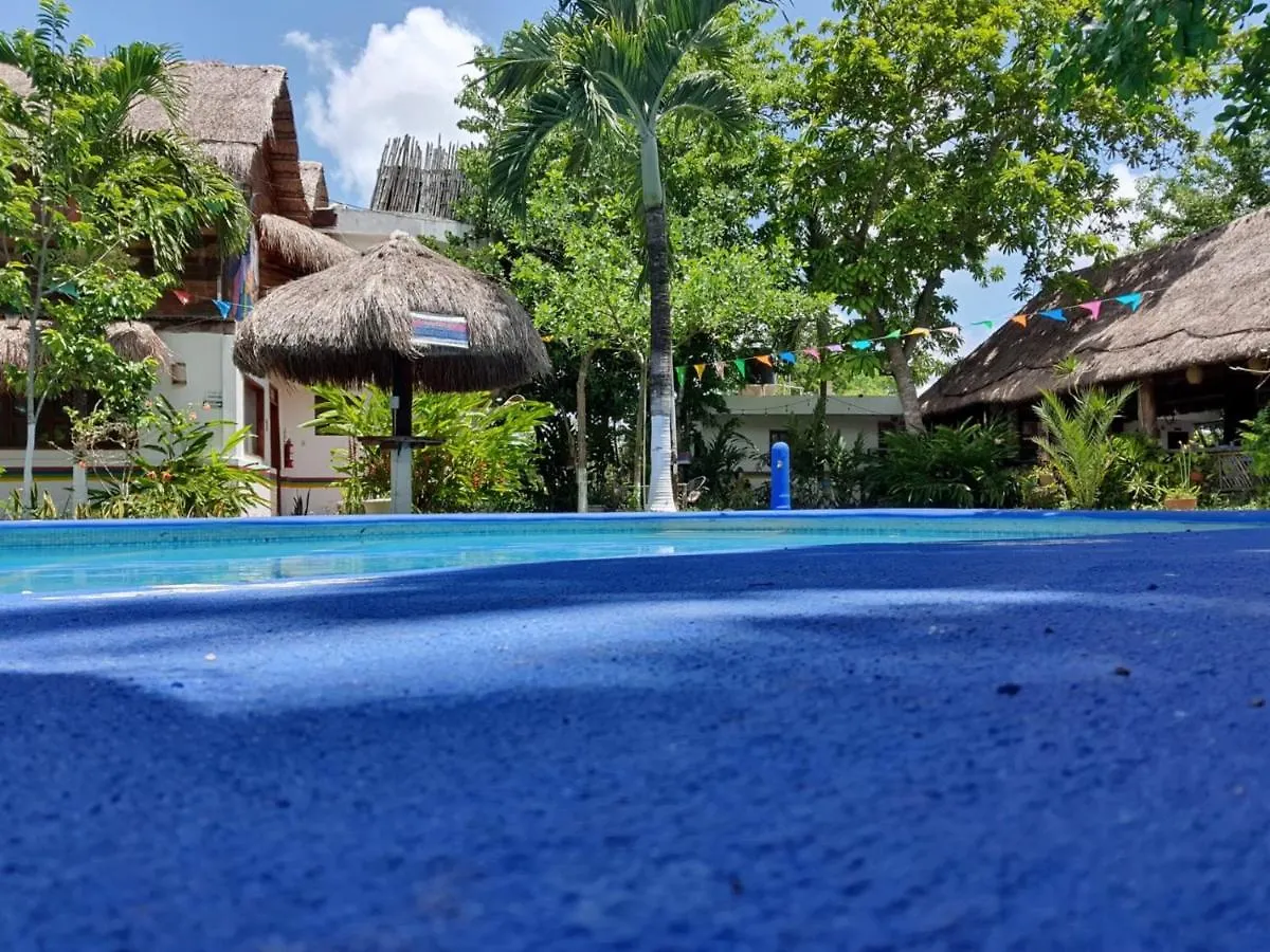 *** Hotel Cabanas Colibri Bacalar Mexico