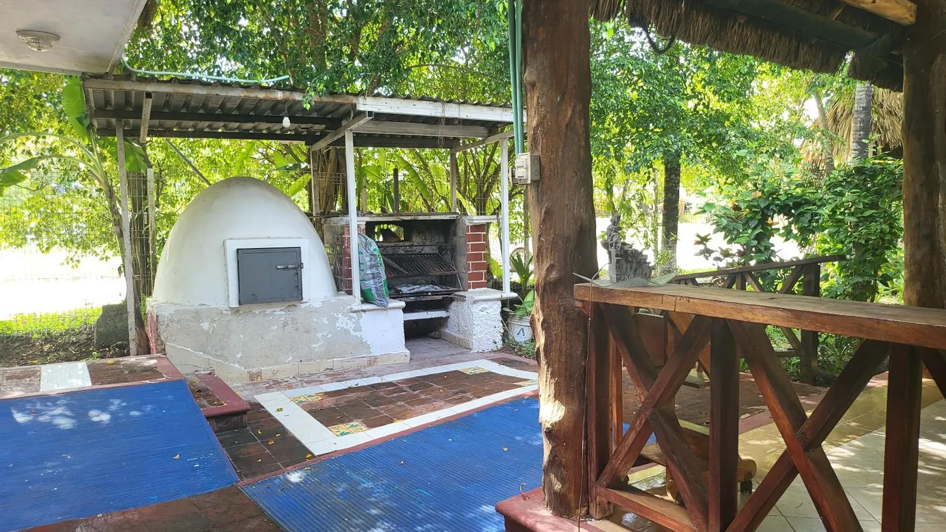 Cabanas Colibri Bacalar