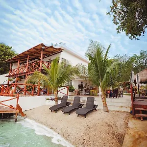 El Buho Lagoon Bacalar